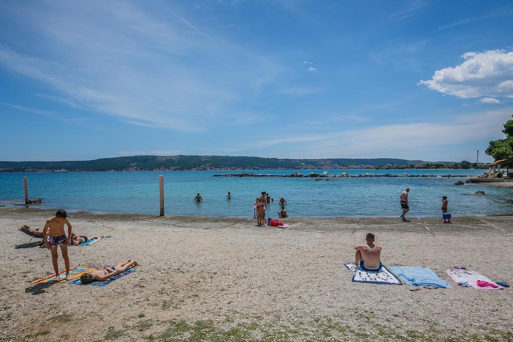 Apartments Villa Karlo Kastela Ngoại thất bức ảnh