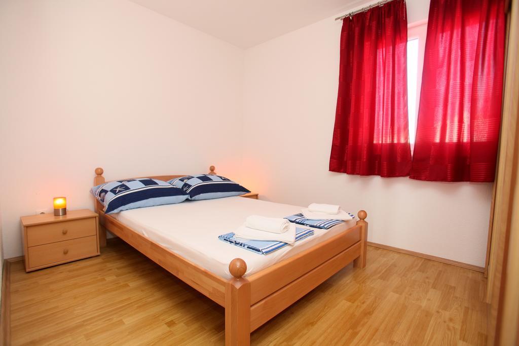 Apartments Villa Karlo Kastela Ngoại thất bức ảnh