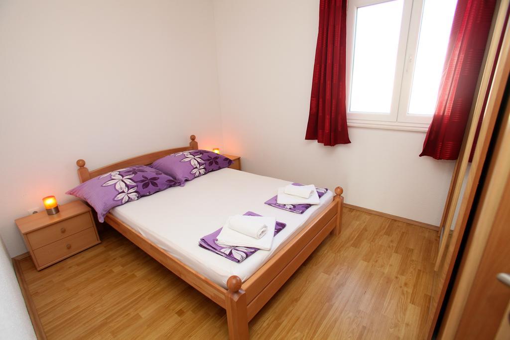 Apartments Villa Karlo Kastela Ngoại thất bức ảnh