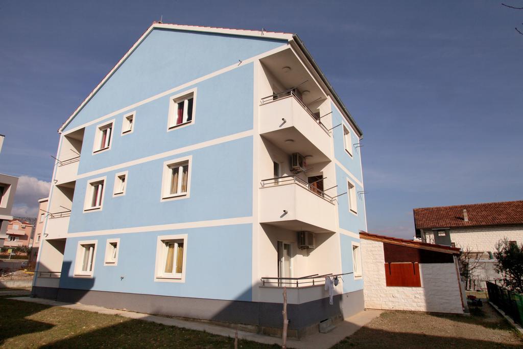 Apartments Villa Karlo Kastela Ngoại thất bức ảnh