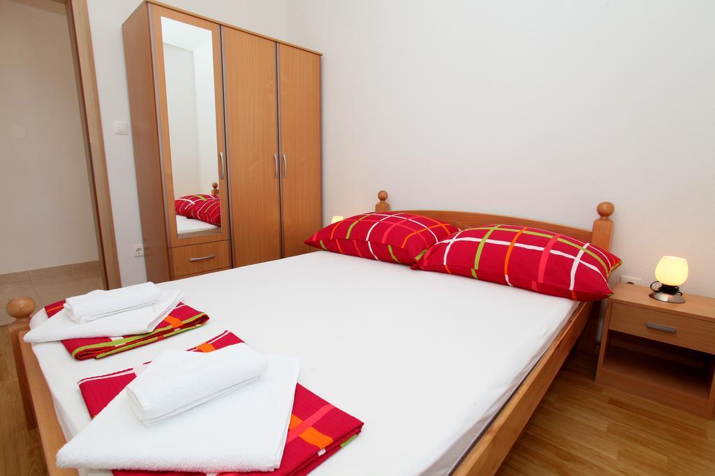 Apartments Villa Karlo Kastela Ngoại thất bức ảnh