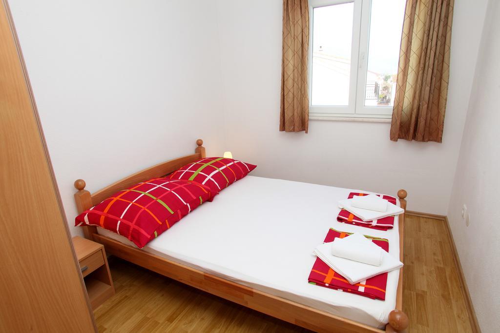Apartments Villa Karlo Kastela Ngoại thất bức ảnh