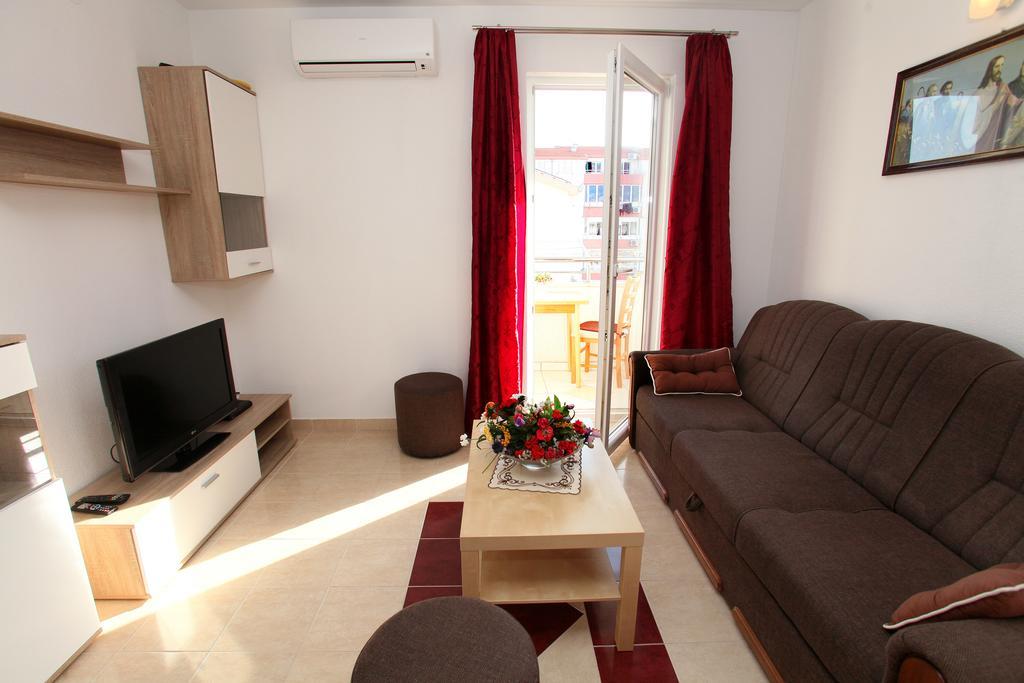 Apartments Villa Karlo Kastela Ngoại thất bức ảnh